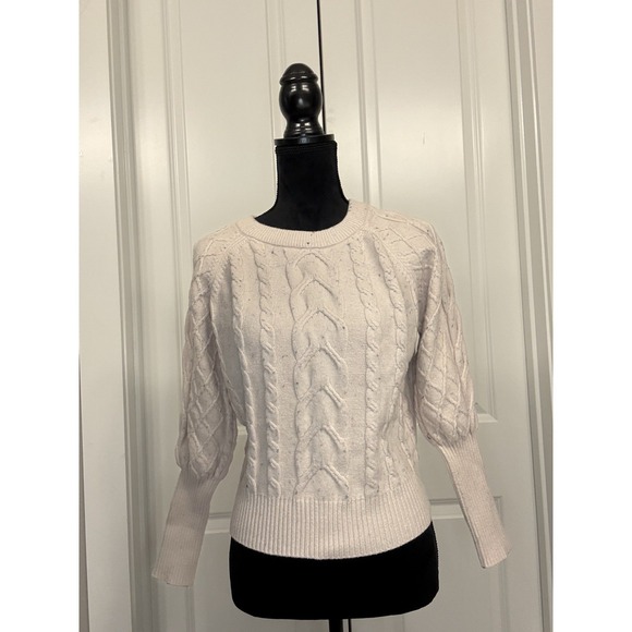 Tahari Sweaters - Light Pink Soft Holiday Sweater Size S Long Sleeve Crew Neck